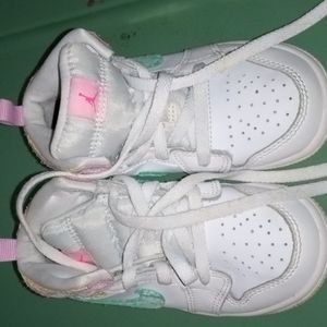 Jordan toddle sneakers